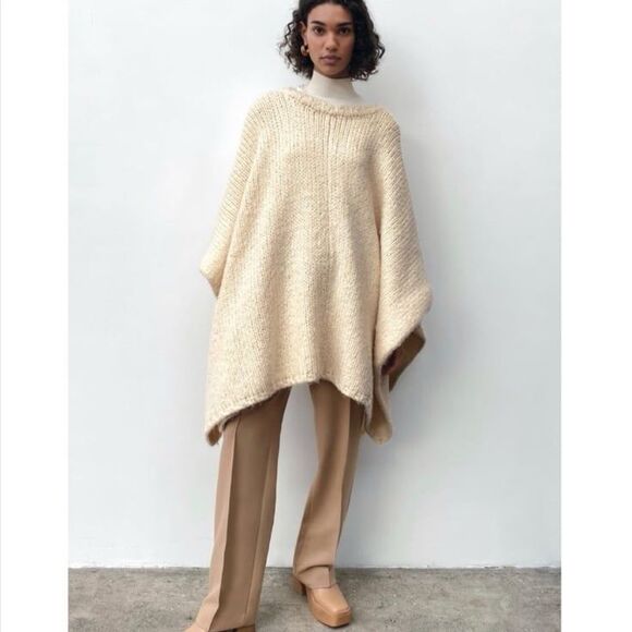 Zara Extra Long Knit Poncho Sweater in Cream Size Medium - Picture 3 of 10